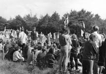847961 Afbeelding van deelnemers aan een demonstratieve optocht, georganiseerd door het Algemeen Nederlands Jeugd ...